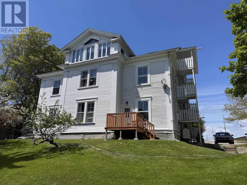 6 Chipman Lane, Yarmouth, photo 2