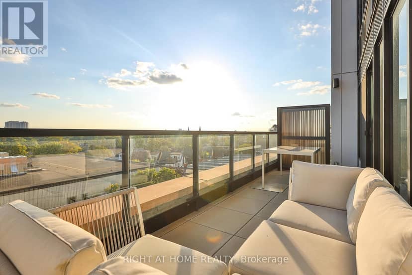 607 - 2720 Dundas Street W, Toronto, photo 8