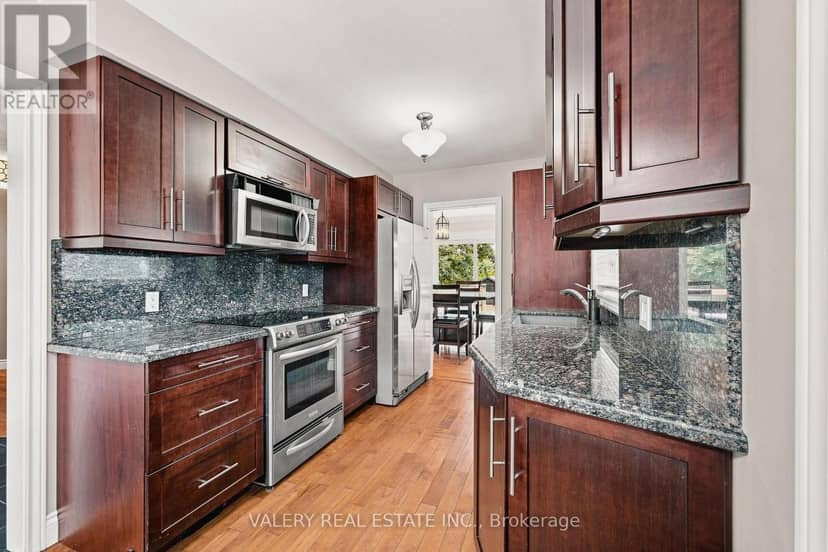 456 Lorindale Street — photo 8 of 40