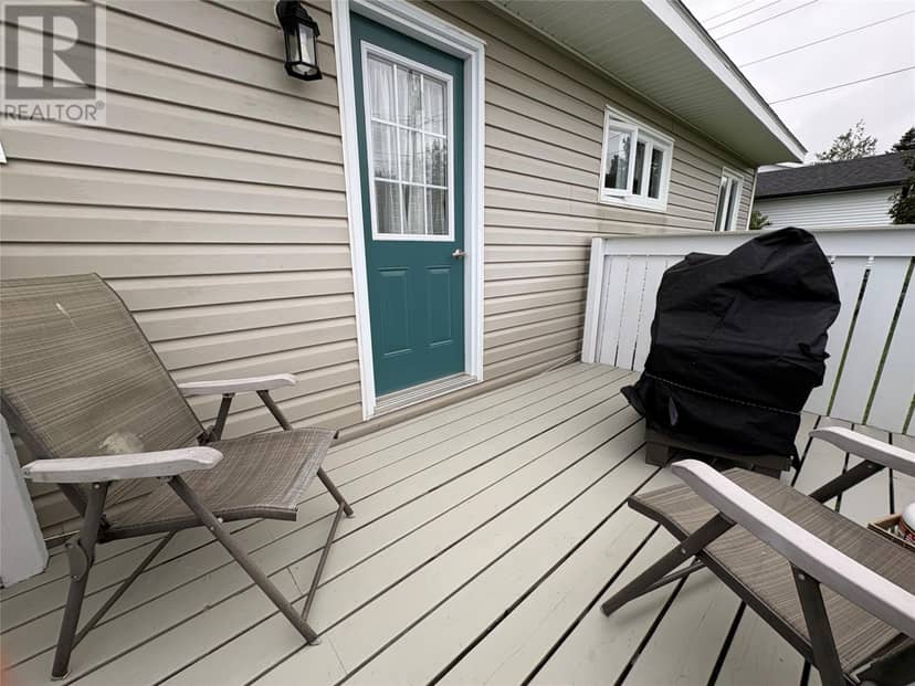 7 Bayview Road — photo 36 of 37