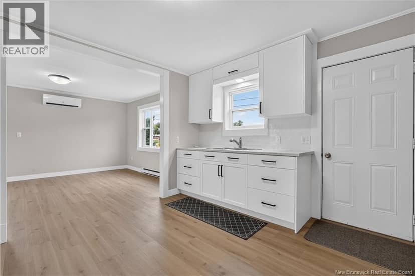 22 Pointe-du-Chêne Road — photo 17 of 40