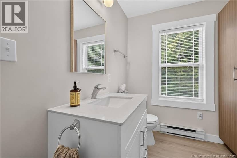 22 Pointe-du-Chêne Road — photo 20 of 40