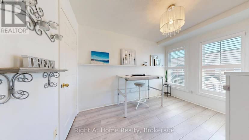 40 Torr Lane — photo 16 of 20