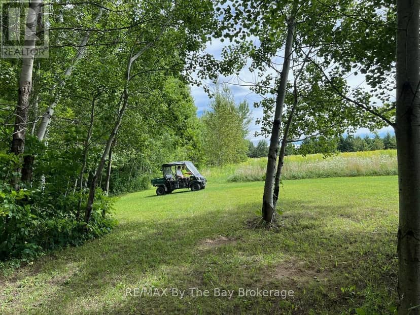 2332 Centre Line — photo 17 of 27