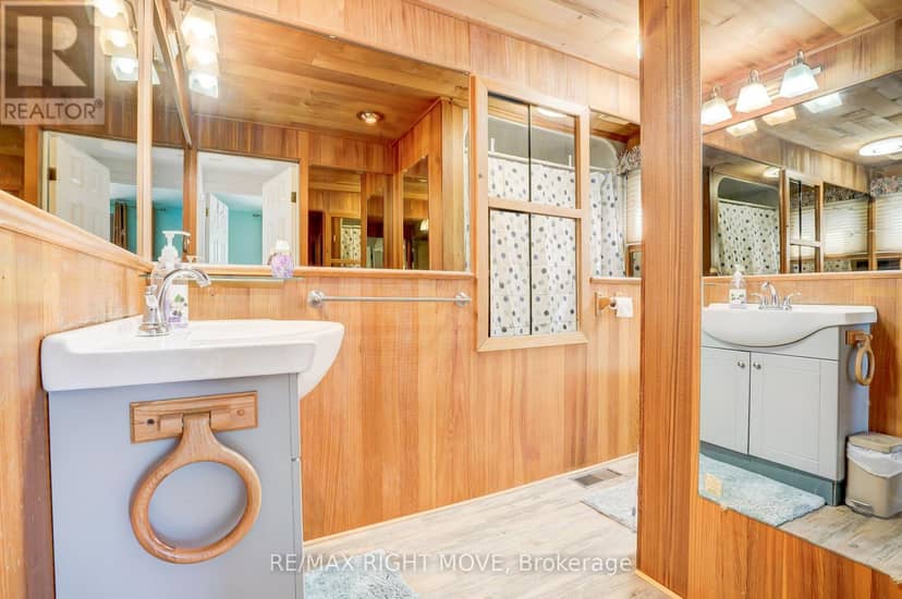 4304 Hopkins Bay Road — photo 15 of 37