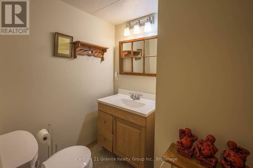 1401 Hodgson Road — photo 33 of 40