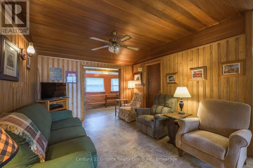 1401 Hodgson Road — photo 8 of 40