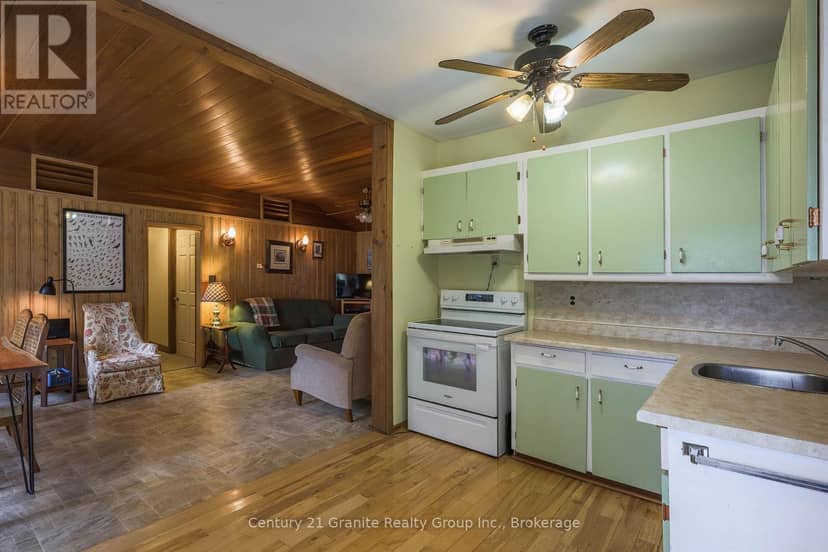 1401 Hodgson Road — photo 9 of 40