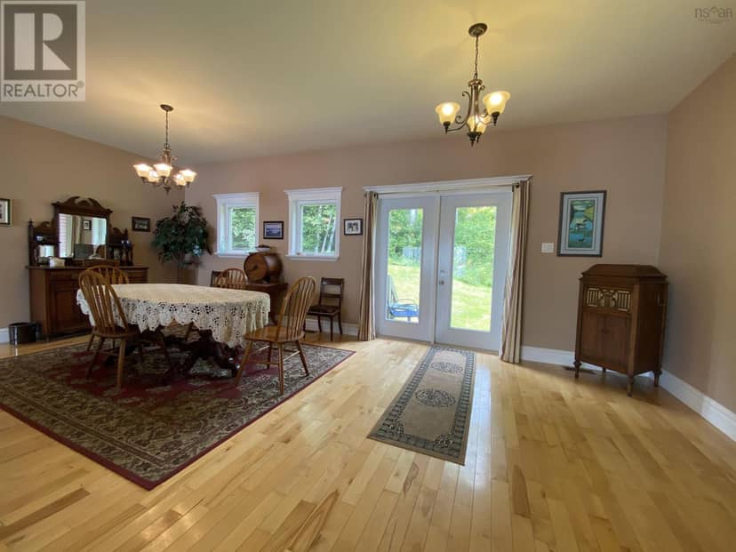 5276 Marble Mountain Rd. — photo 17 of 40