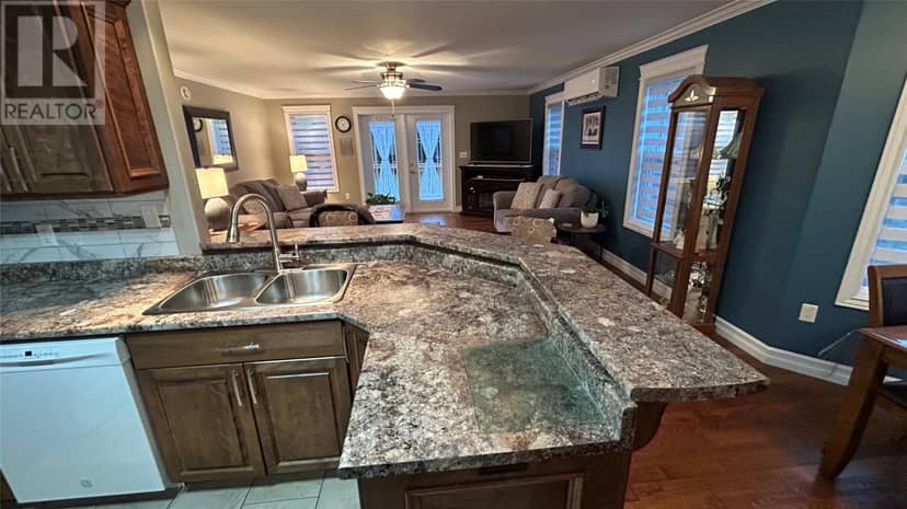 35 Orchard Lane — photo 13 of 40