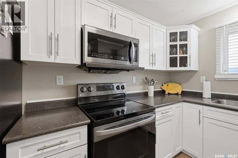 406 1303 Richardson ROAD — photo 14 of 30