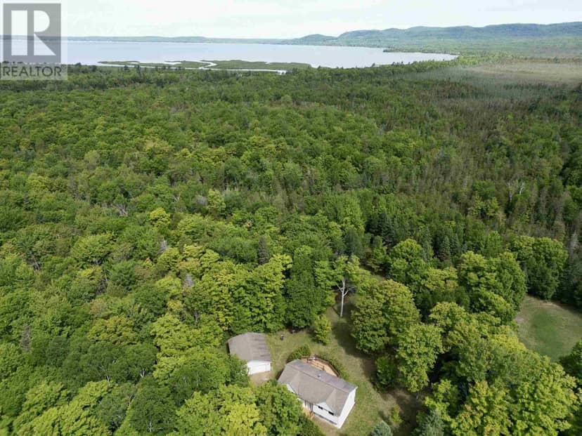193A Grant RD, Goulais River, photo 2