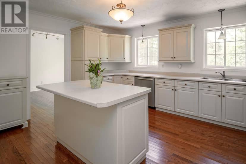 193A Grant RD, Goulais River, photo 8