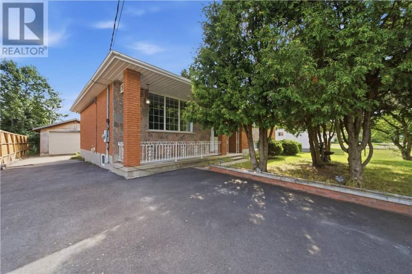 1803 Pierre Street, Val Caron, photo 2