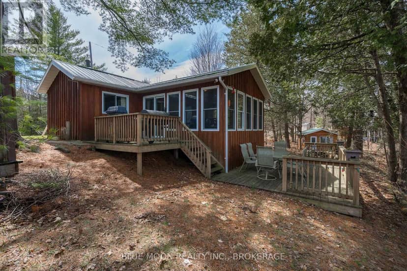 500 Clear Lake Lane 31A, Tay Valley, photo 2