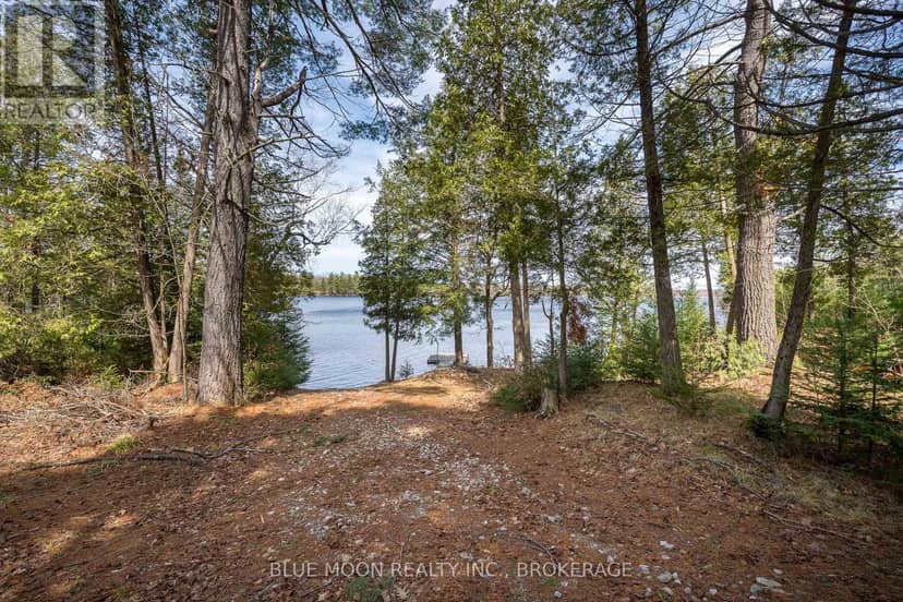 500 Clear Lake Lane 31A — photo 32 of 40