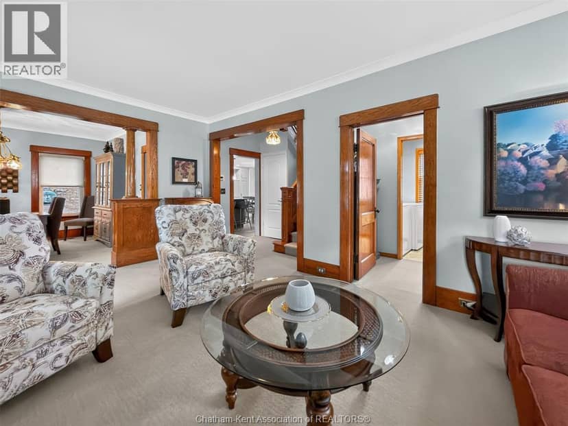 15 Ellwood AVENUE — photo 11 of 30