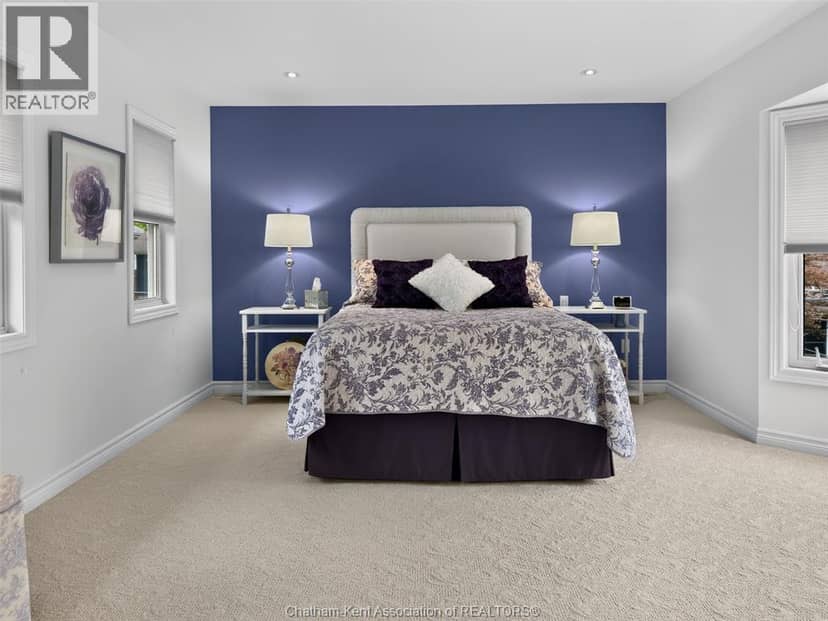 15 Ellwood AVENUE — photo 26 of 30