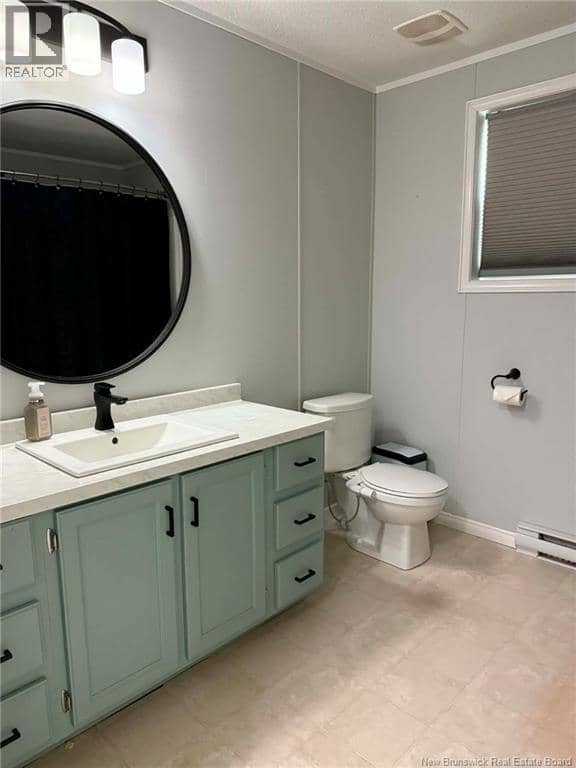 4 Amos Street — photo 10 of 10