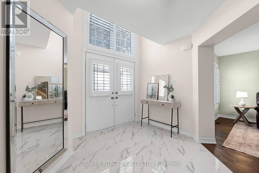 1856 Rosebank Road — photo 2 of 40