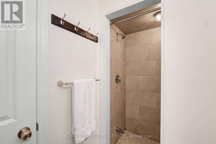 1856 Rosebank Road — photo 34 of 40