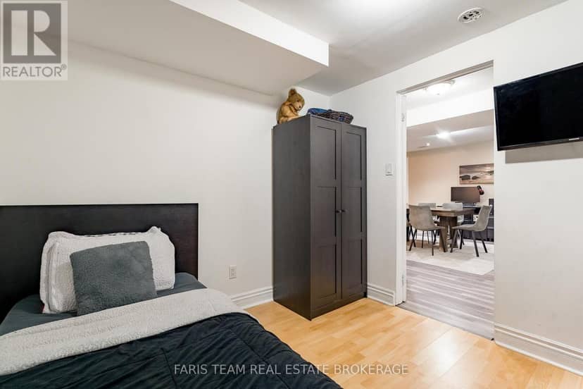 28 McCurdy Drive — photo 33 of 40