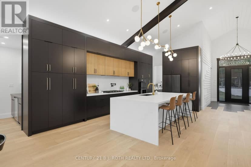 31 Marni Lane — photo 9 of 40
