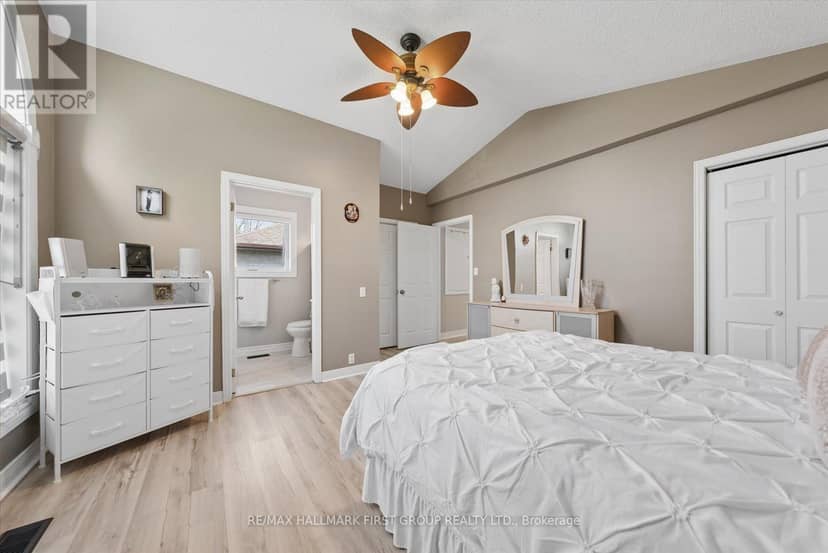 2720 Castle Hill Drive — photo 12 of 37
