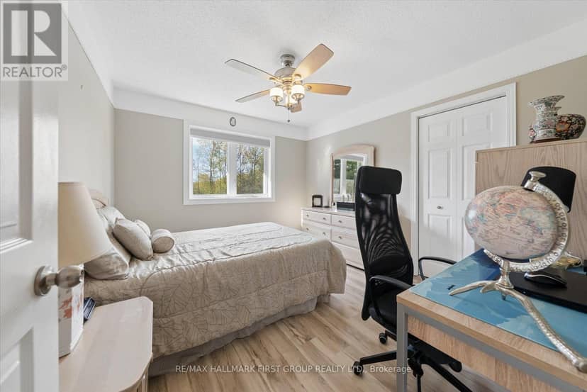 2720 Castle Hill Drive — photo 17 of 37