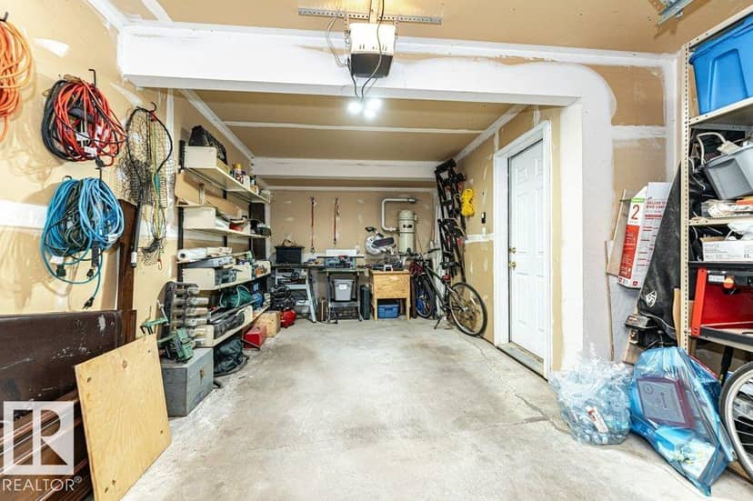 9787 176 ST NW — photo 36 of 40