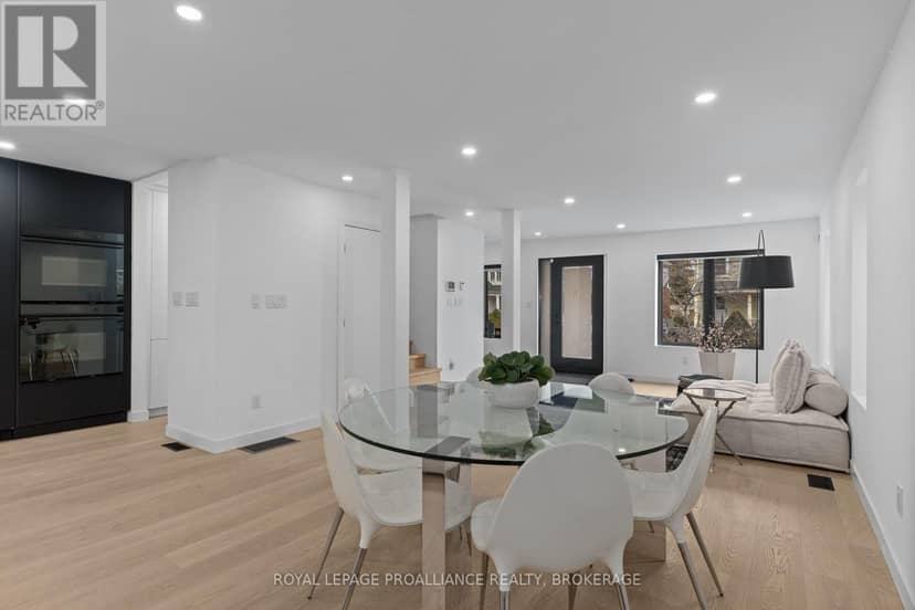 78 Pembroke Street — photo 16 of 38
