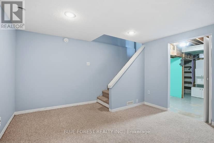 230 Cairn Street — photo 37 of 40
