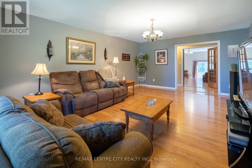 176 Eastman Avenue — photo 21 of 39