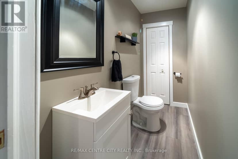176 Eastman Avenue — photo 27 of 39