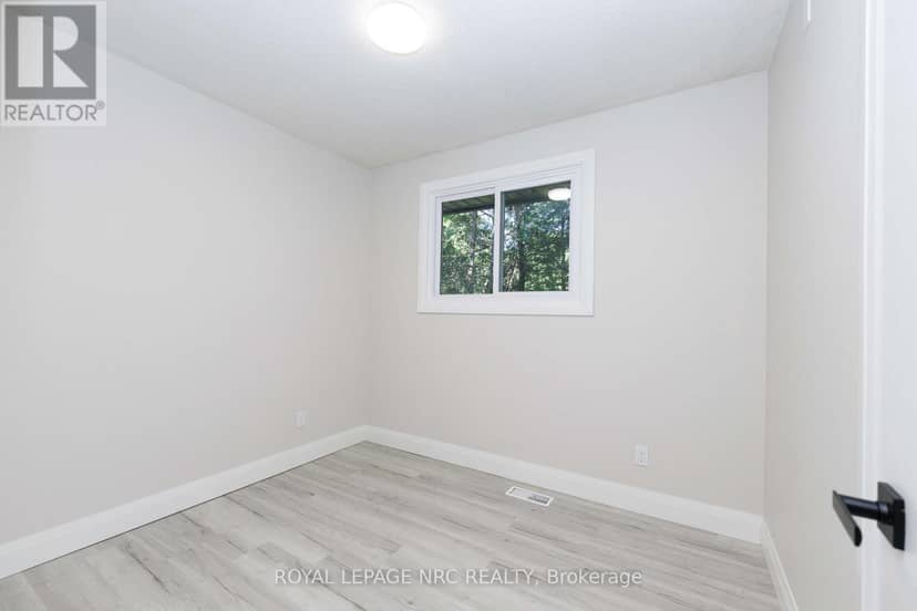 3265 Addison Avenue — photo 10 of 29