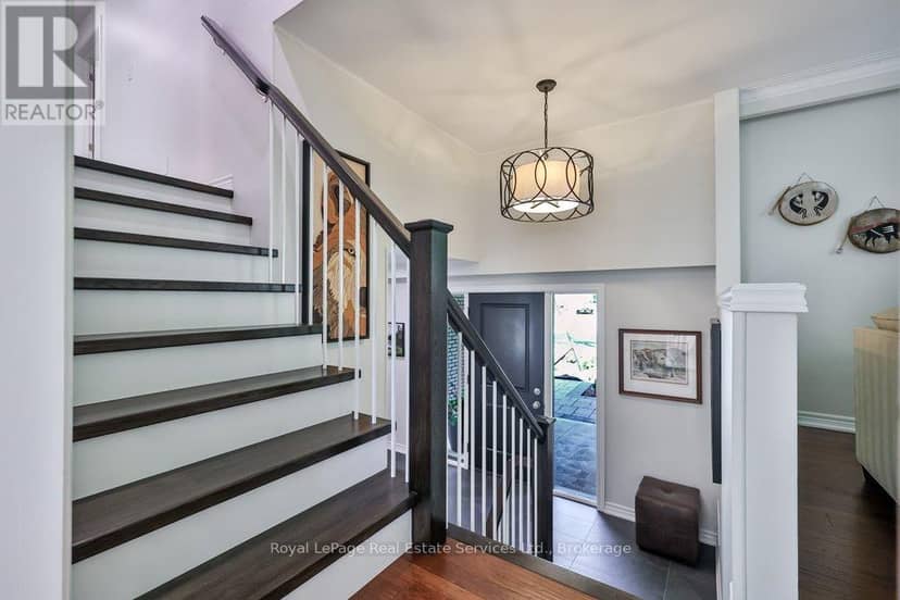 1528 Warland Road — photo 5 of 40