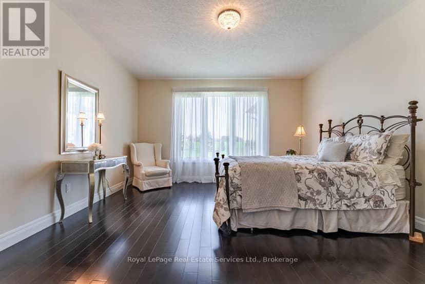 365 Robinson Road — photo 28 of 40