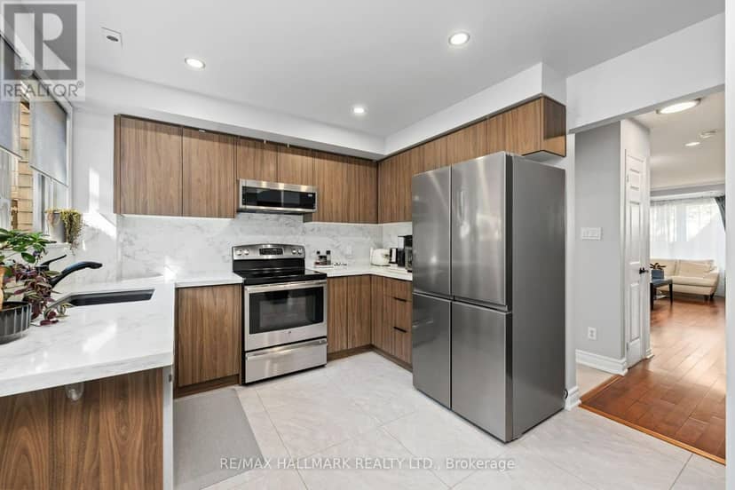 1505 - 28 Rosebank Drive — photo 8 of 32