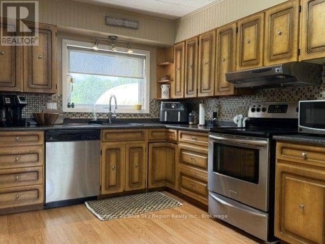 5377 Highway 11 N — photo 11 of 27