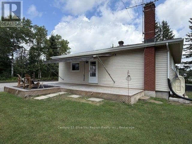 5377 Highway 11 N, North Bay, photo 2