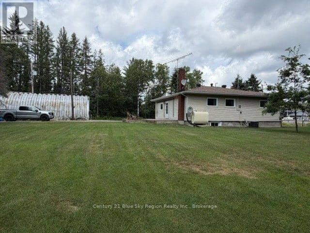 5377 Highway 11 N — photo 9 of 27