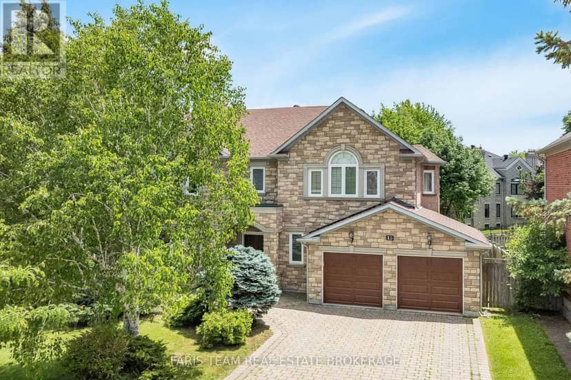 15 Clarendon Drive — photo 2 of 40