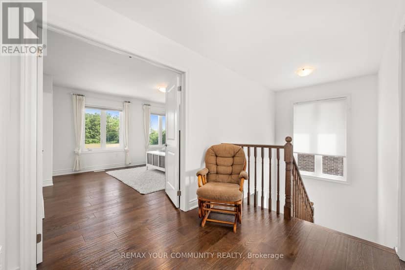 14 McCrae Crescent — photo 12 of 38