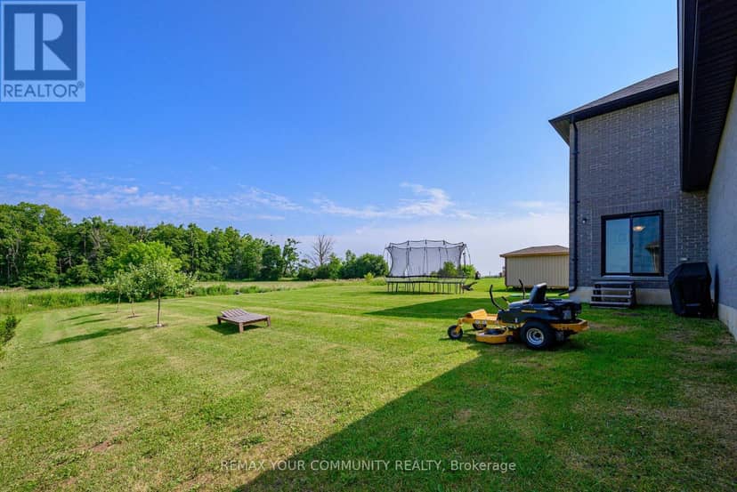 14 McCrae Crescent — photo 28 of 38