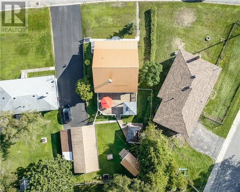 69 Pine Street — photo 36 of 38