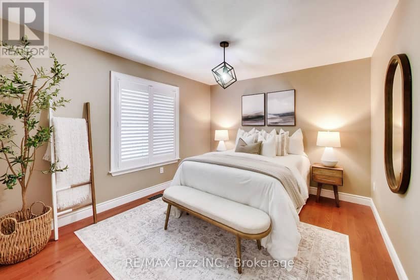 45 Windsor Valley Place — photo 18 of 40
