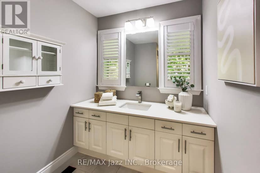 45 Windsor Valley Place — photo 21 of 40