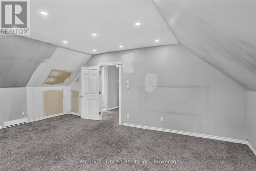 272 Burnham Street — photo 21 of 36