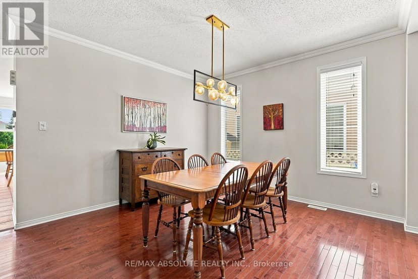 2158 Valenceville Crescent — photo 10 of 40