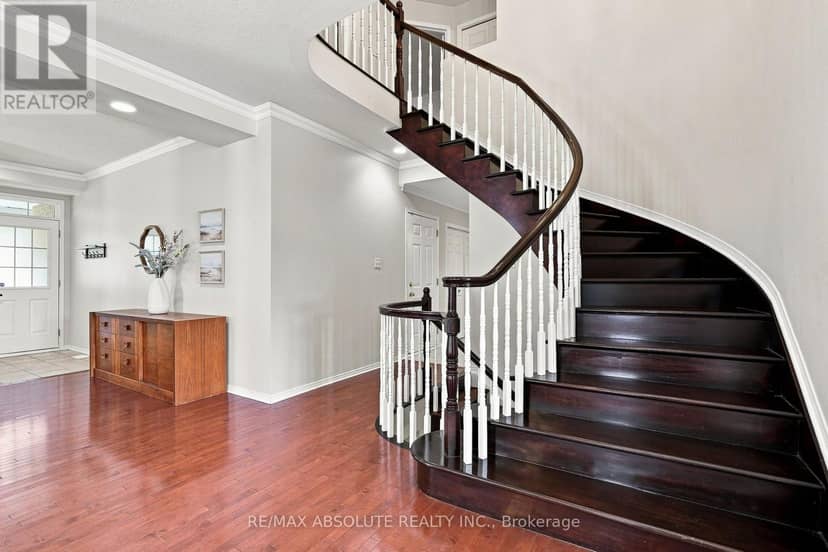 2158 Valenceville Crescent — photo 24 of 40